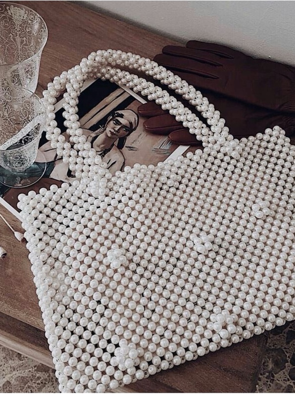 Pearl Beaded Handbag - White Elegant Tote